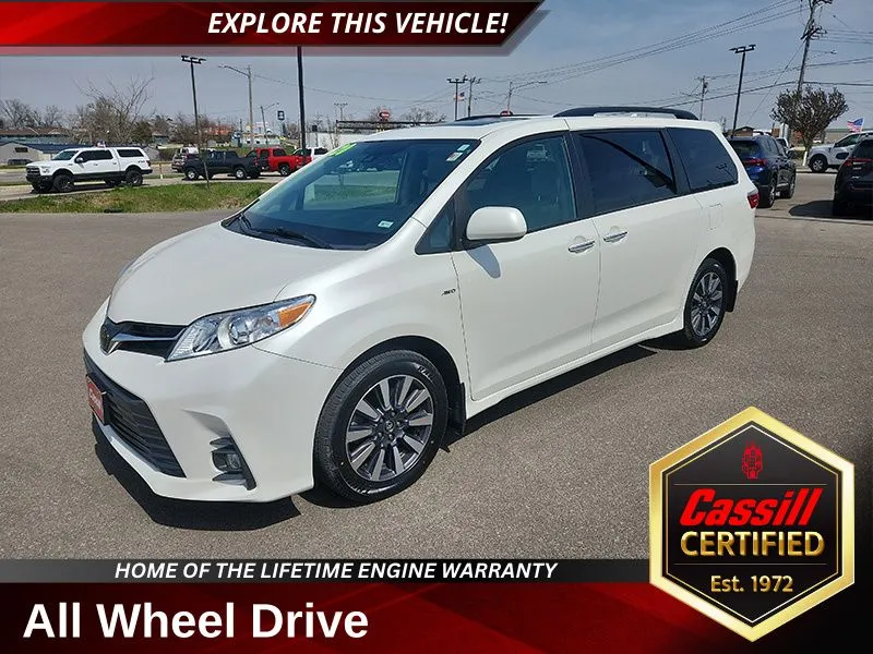 Used 2020 Toyota Sienna XLE for sale in Cedar Rapids, IA at