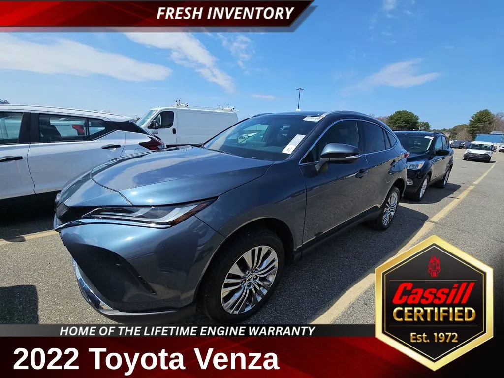 Gray 2022 Toyota Venza Limited for sale in Cedar Rapids, IA