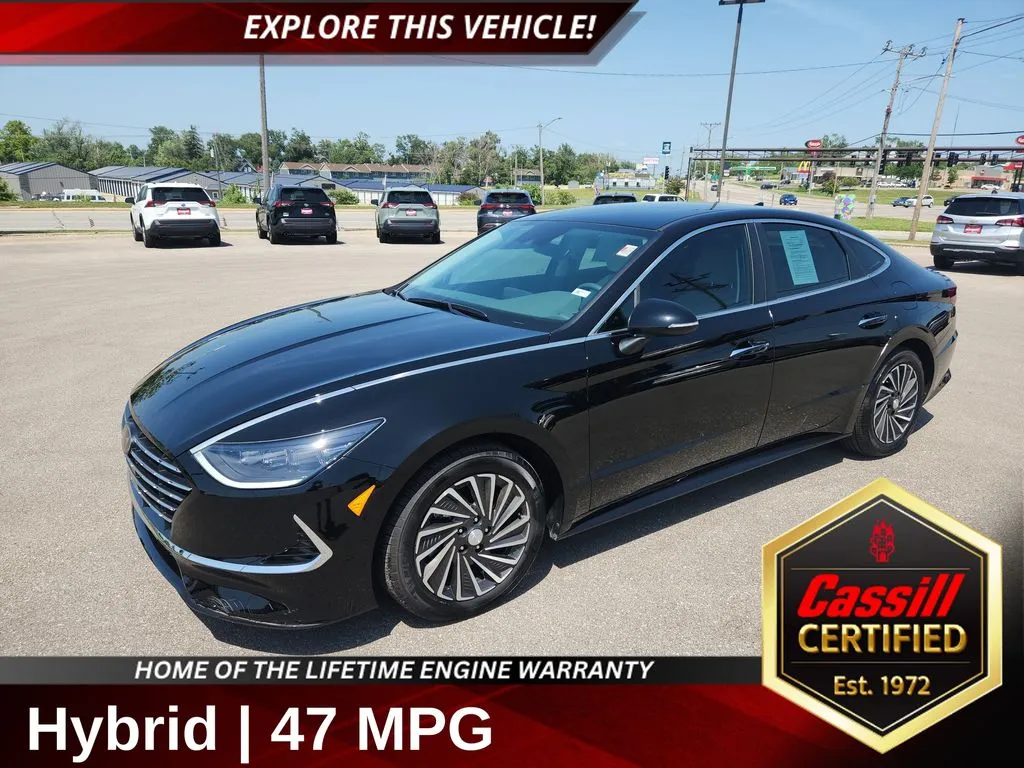 Black 2023 Hyundai Sonata Hybrid SEL for sale in Cedar Rapids, IA