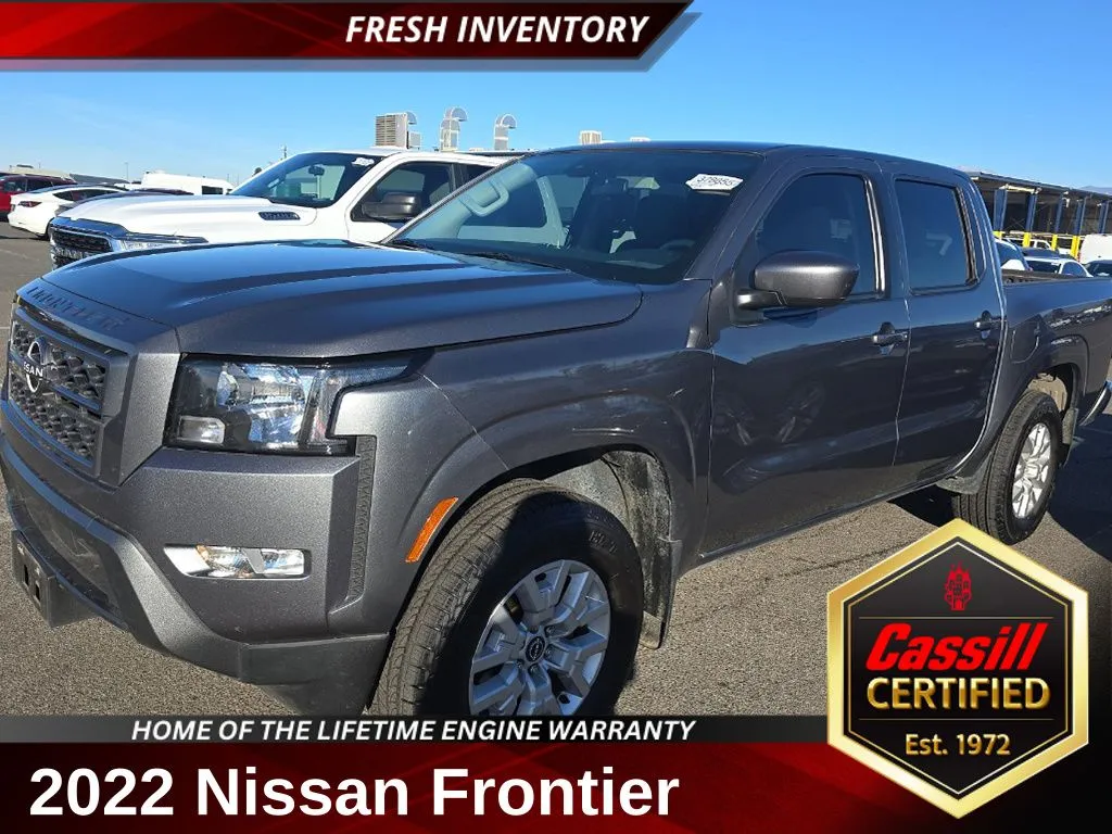 Gray 2022 Nissan Frontier SV for sale in Cedar Rapids, IA