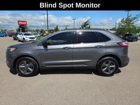 Photos of 2022 Ford Edge SEL for sale in Cedar Rapids, IA at Cassill Motors