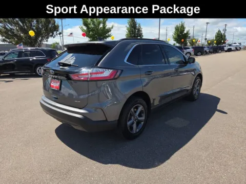 More photos of 2022 Ford Edge SEL at Cassill Motors, IA
