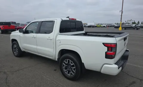 More photos of 2022 Nissan Frontier SV at Cassill Motors, IA