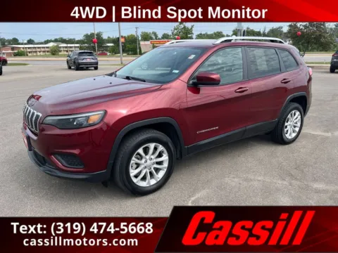 Red 2021 Jeep Cherokee Latitude for sale in Cedar Rapids, IA