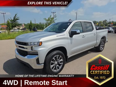 Silver 2022 Chevrolet Silverado 1500 LTD LT for sale in Cedar Rapids, IA