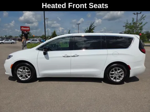 Photos of 2025 Chrysler Pacifica Select for sale in Cedar Rapids, IA at Cassill Motors