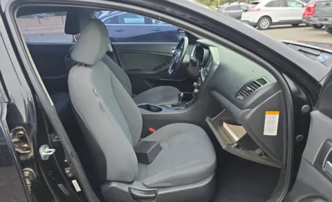 More photos of 2015 Kia Optima Hybrid at Cassill Motors, IA