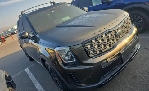 Photos of 2021 Kia Telluride SX for sale in Cedar Rapids, IA at Cassill Motors