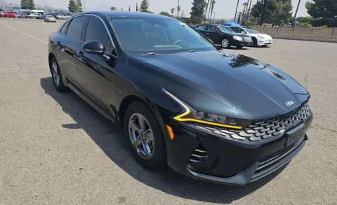 More photos of 2021 Kia K5 LXS at Cassill Motors, IA