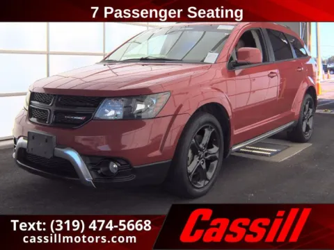 Red 2019 Dodge Journey Crossroad for sale in Cedar Rapids, IA