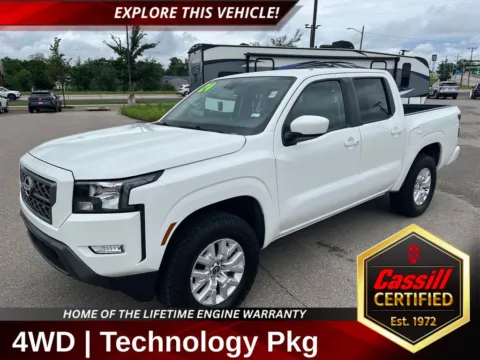 White 2024 Nissan Frontier SV for sale in Cedar Rapids, IA