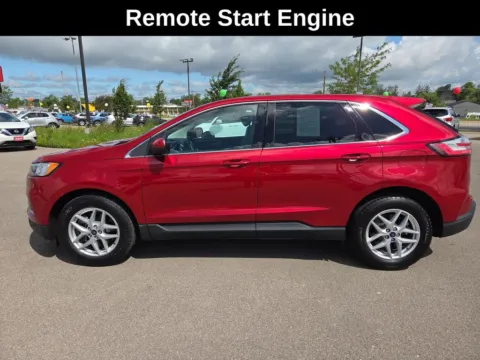 Photos of 2021 Ford Edge SEL for sale in Cedar Rapids, IA at Cassill Motors