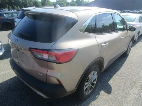 Photos of 2020 Ford Escape SE for sale in Cedar Rapids, IA at Cassill Motors