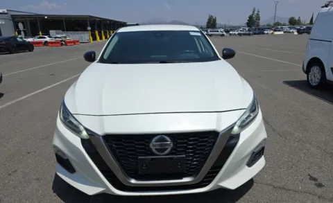 Photos of 2021 Nissan Altima 2.5 SR for sale in Cedar Rapids, IA at Cassill Motors