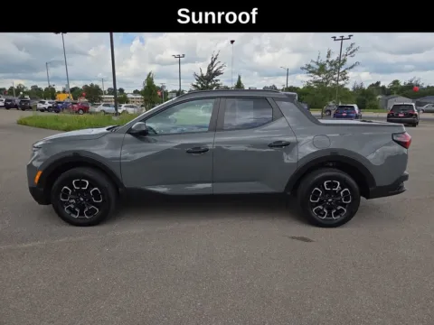 Photos of 2024 Hyundai Santa Cruz SEL for sale in Cedar Rapids, IA at Cassill Motors
