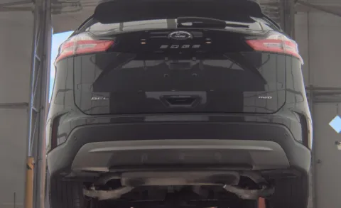 More photos of 2021 Ford Edge SEL at Cassill Motors, IA