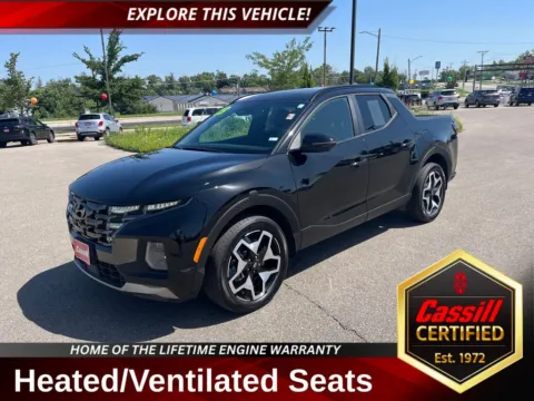 Black 2023 Hyundai Santa Cruz Limited for sale in Cedar Rapids, IA