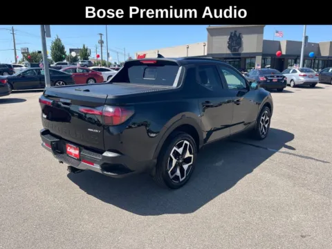 More photos of 2023 Hyundai Santa Cruz Limited at Cassill Motors, IA
