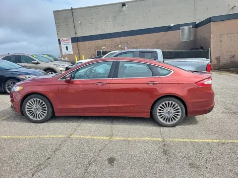 More photos of 2014 Ford Fusion Titanium at Cassill Motors, IA