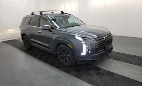 More photos of 2023 Hyundai Palisade XRT at Cassill Motors, IA