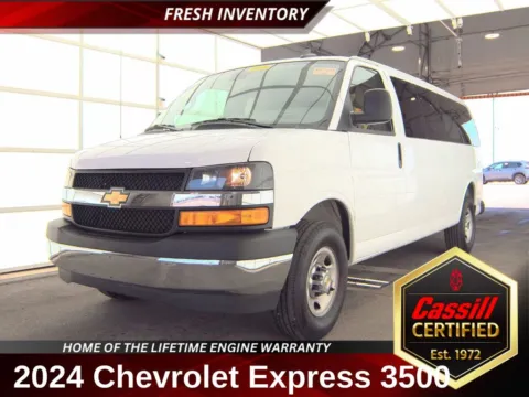 White 2024 Chevrolet Express 3500 LT for sale in Cedar Rapids, IA