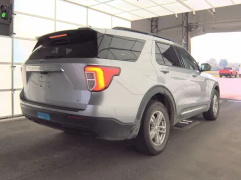 More photos of 2022 Ford Explorer XLT at Cassill Motors, IA