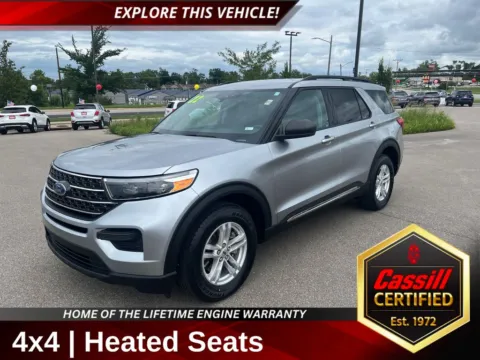 Silver 2022 Ford Explorer XLT for sale in Cedar Rapids, IA