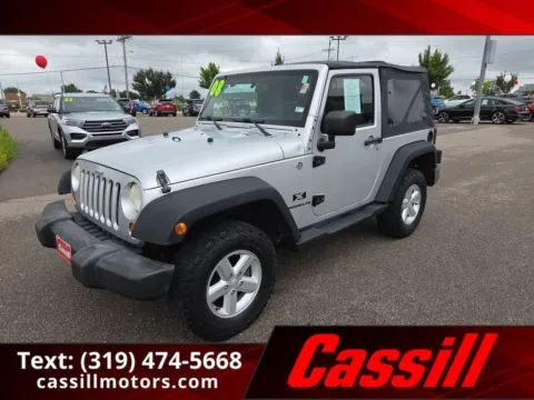Silver 2008 Jeep Wrangler X for sale in Cedar Rapids, IA