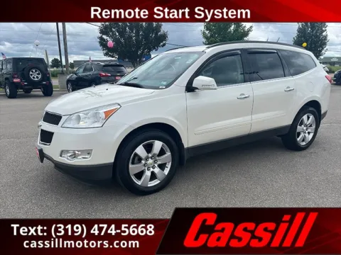 White 2012 Chevrolet Traverse LT for sale in Cedar Rapids, IA