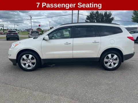 Photos of 2012 Chevrolet Traverse LT for sale in Cedar Rapids, IA at Cassill Motors