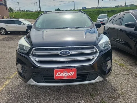 Photos of 2017 Ford Escape SE for sale in Cedar Rapids, IA at Cassill Motors