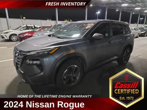 Gray 2024 Nissan Rogue SV for sale in Cedar Rapids, IA