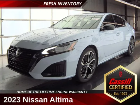 Gray 2023 Nissan Altima 2.5 SR for sale in Cedar Rapids, IA