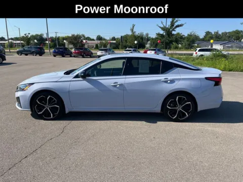 Photos of 2023 Nissan Altima 2.5 SR for sale in Cedar Rapids, IA at Cassill Motors