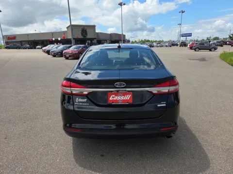 More photos of 2018 Ford Fusion SE at Cassill Motors, IA