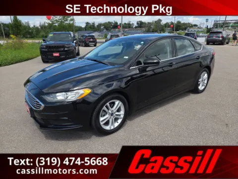 Black 2018 Ford Fusion SE for sale in Cedar Rapids, IA