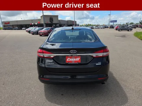 More photos of 2018 Ford Fusion SE at Cassill Motors, IA