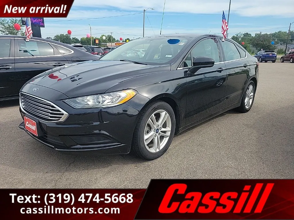 Black 2018 Ford Fusion SE for sale in Cedar Rapids, IA