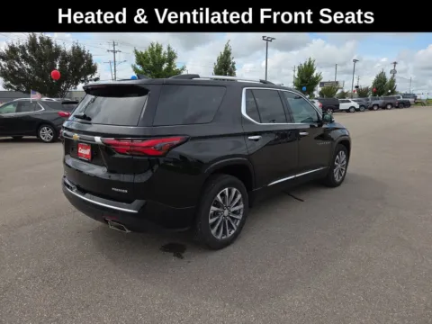 More photos of 2022 Chevrolet Traverse Premier at Cassill Motors, IA