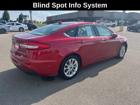 More photos of 2020 Ford Fusion Hybrid SE at Cassill Motors, IA