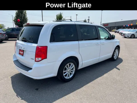 More photos of 2019 Dodge Grand Caravan SXT at Cassill Motors, IA
