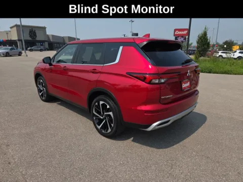 Another view of 2023 Mitsubishi Outlander SE for sale in Cedar Rapids, IA at Cassill Motors