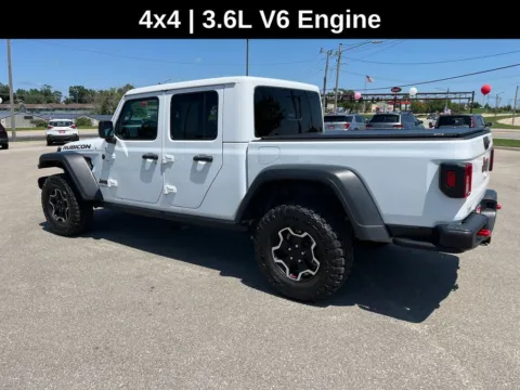 Another view of 2023 Jeep Gladiator Rubicon for sale in Cedar Rapids, IA at Cassill Motors