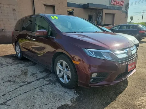 Photos of 2019 Honda Odyssey EX-L for sale in Cedar Rapids, IA at Cassill Motors