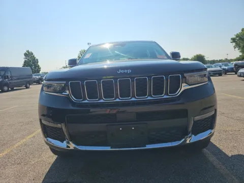 Photos of 2021 Jeep Grand Cherokee L Limited for sale in Cedar Rapids, IA at Cassill Motors