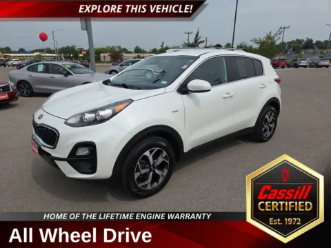 White 2021 Kia Sportage LX for sale in Cedar Rapids, IA