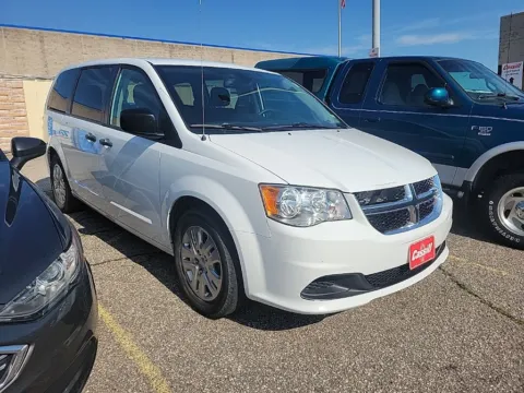 Photos of 2019 Dodge Grand Caravan SE for sale in Cedar Rapids, IA at Cassill Motors