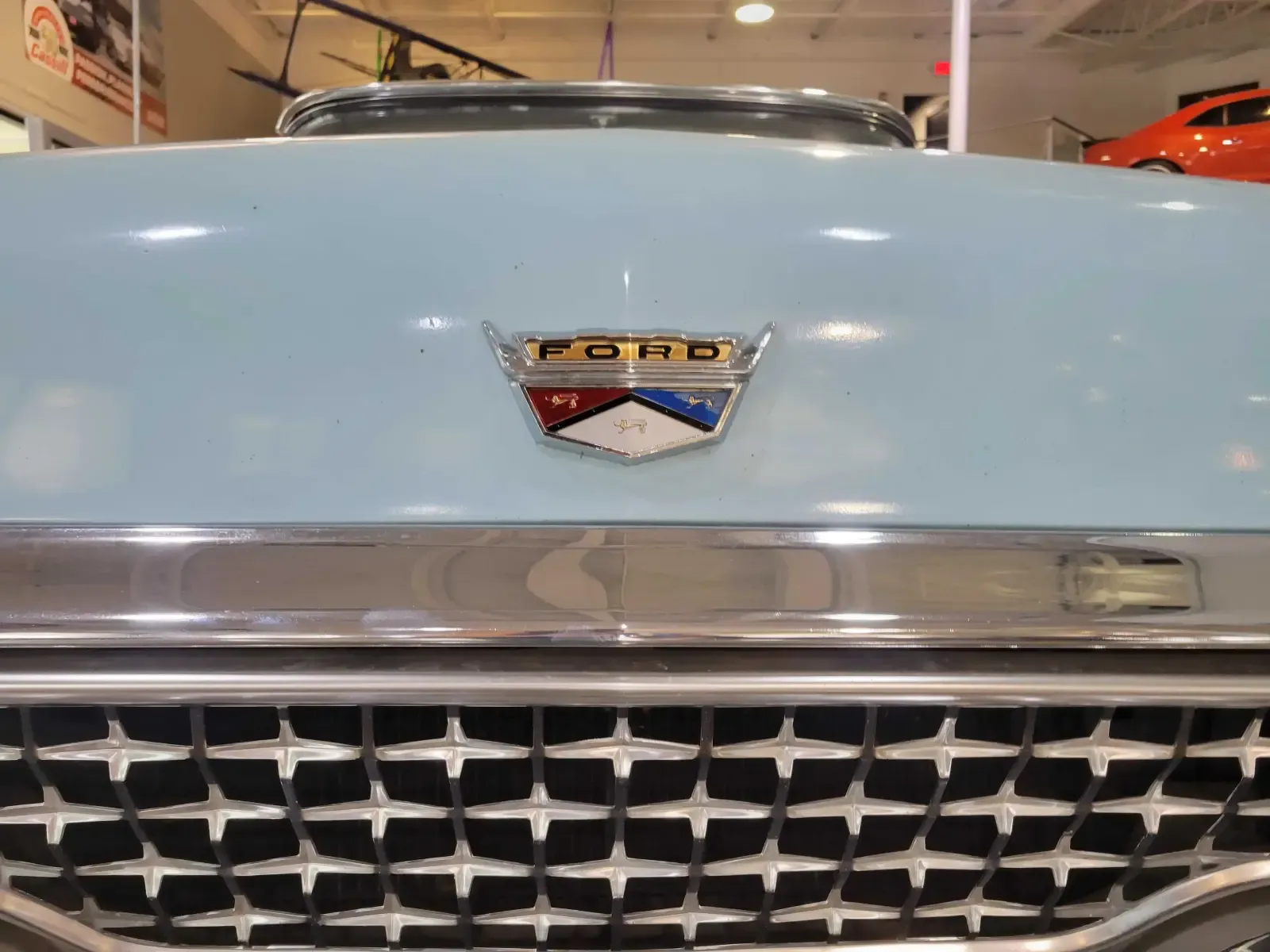 Ford Fairlane 500 photo 7