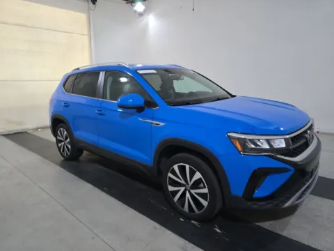 More photos of 2022 Volkswagen Taos 1.5T SE at Cassill Motors, IA