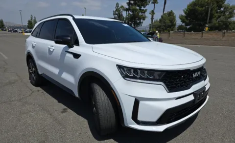 More photos of 2022 Kia Sorento S at Cassill Motors, IA